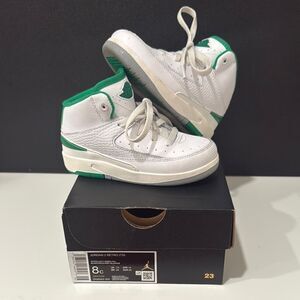 Kids Jordan 2 Retro Sneakers